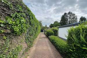 Sanierungsbedürftiges EFH mit großem Garten in zweiter Reihe – Die vollständige Adresse der Immobilie erhältst du vom Anbieter., 22145 Rahlstedt, Hamburg – Vorschaubild 2