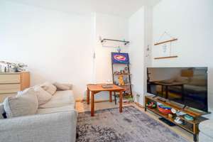 Altbauflair mit Südbalkon – charmante Rückzugsoase mitten in Prenzlauer Berg