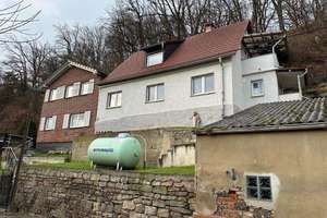 Saniertes, ländlich gelegenes Einfamilienhaus in Niederkrossen – Die vollständige Adresse der Immobilie erhältst du vom Anbieter., 7407 Uhlstädt-Kirchhasel – Vorschaubild 1