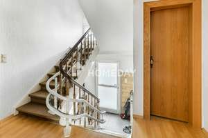 Viel Platz für die Familie – 8-Zimmer-Einfamilienhaus mit Garten, Terrasse und 2 Bädern – Die vollständige Adresse der Immobilie erhältst du vom Anbieter., 72461 Albstadt – Vorschaubild 9