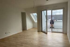 2-Zimmer Dachgeschosswohnung mit Loggia in Leverkusen Schlebusch



