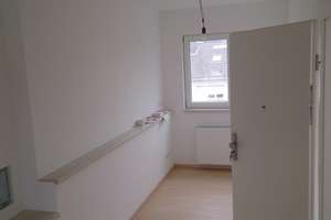 Renovierte 2-Zimmer Dachgeschoßwohnung (II.Etage),mit Panoramablick (60m²) – Am Bleidriesch 20, 53129 Dottendorf, Bonn – Vorschaubild 15