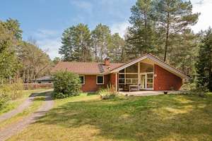 Ankommen. Durchatmen. Zuhause sein. Stilvoller Bungalow mit Wellnessgarten – Die vollständige Adresse der Immobilie erhältst du vom Anbieter., 14547 Beelitz – Vorschaubild 1