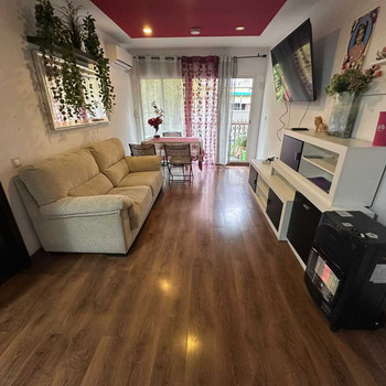 CASALIA präsentiert: Wohnung zum Verkauf in Parla-Area Reyes