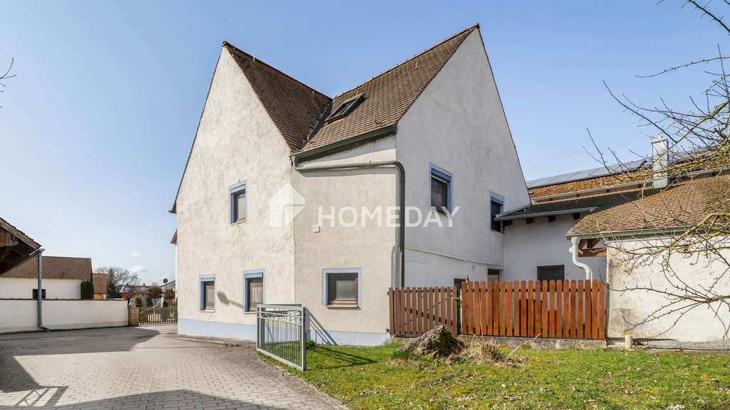 Immobilie in Pförring - Raum für Familie & Hobbys – Haus mit Werkraum, 6 Zimmern, 2 Bädern und Dachstudio - Bild 2