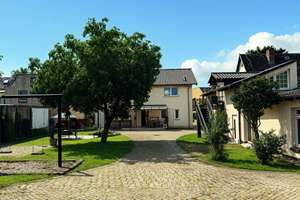Das Rundum-Wohlfühlpaket: Familienparadies mit Garten, Gästehaus und Platz für Ihre Ideen – Die vollständige Adresse der Immobilie erhältst du vom Anbieter., 14469 Bornstedt, Potsdam – Vorschaubild 3