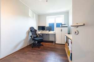 Geräumiges Townhouse mit 6 Zimmer und ausgebautem Dachgeschoss in familienfreundlicher Wohnlage – Die vollständige Adresse der Immobilie erhältst du vom Anbieter., 22397 Duvenstedt, Hamburg – Vorschaubild 13