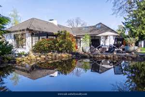 Exklusiver Bungalow mit Traumgarten, Pool & moderner Technik in Maschen
