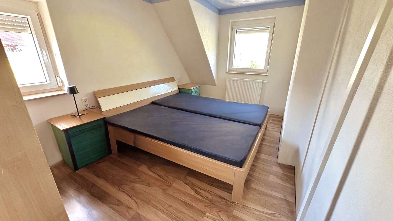 Immobilie in Aldingen - Stilvolles Reihenendhaus mit drei separaten Wohneinheiten - Bild 2