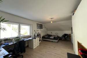 ATTRAKTIVES 2-3 FAMILIENHAUS MIT GARTEN, TERRASSEN & BALKON IN TOP-LAGE! – Die vollständige Adresse der Immobilie erhältst du vom Anbieter., 76149 Neureut, Karlsruhe – Vorschaubild 8