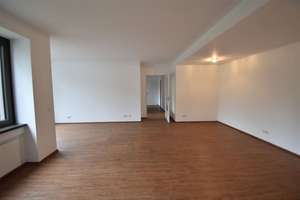 Großflächiger Wohn- Essbereich! 3-Zi-Whg mit 2 Bädern in zentraler Lage von D-Flingern – Grafenberger Allee 56, 40237 Düsseltal, Düsseldorf – Vorschaubild 10