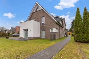 Ihr neues Haus nur smarter - lichtdurchflutete Maisonette Wohnung in Bümmerstede, Erstbezug – Die vollständige Adresse der Immobilie erhältst du vom Anbieter., 26133 Bümmerstede, Oldenburg (Oldenburg) – Vorschaubild 13