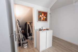 Wohlfühlatmosphäre pur: Hochwertige Eigentumswohnung in ruhiger Lage in Unterbrunnenreuth – Die vollständige Adresse der Immobilie erhältst du vom Anbieter., 85051 Süd, Ingolstadt – Vorschaubild 13