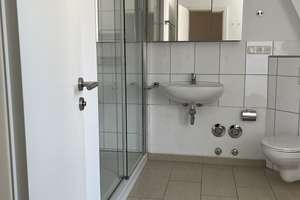Viel Licht und Gemütlichkeit vereint! Moderne Maisonettewohnung mit Balkon in Bredeney. – Die vollständige Adresse der Immobilie erhältst du vom Anbieter., 45133 Bredeney, Essen – Vorschaubild 8