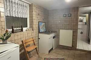 Familienfreundliches EFH mit wohnwirtschaftlich ausgebauter ELW und Wintergarten fußläufig zum Rhein – Neuwied (Kreis) – Vorschaubild 22