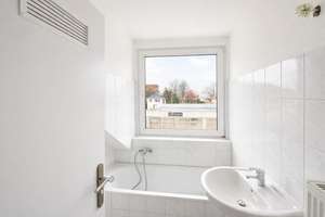 3-Zimmer Dachgeschosswohnung in Bremerhaven zu vermieten! – Ahnthöhe 15, 27572 Fischereihafen, Bremerhaven – Vorschaubild 5