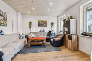 Viel Platz zum Leben – 4-Zimmer-Wohnung mit Garage im ruhigen Dreifamilienhaus – Die vollständige Adresse der Immobilie erhältst du vom Anbieter., 44894 Langendreer/Alter Bahnhof, Bochum – Vorschaubild 8