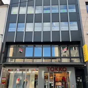 Lichtdurchflutete, hochwertige Bürofläche in der City! hauseigene Tiefgaragenstellplätze 