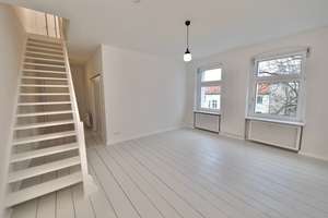 BESTE LAGE ZWISCHEN BRANITZER PLATZ & REICHSSTR. - FRISCH RENOVIERT - TOLL GESCHNITTEN MIT 2 BÄDERN – Kirschenallee 12A kk, 14050 Westend, Berlin – Vorschaubild 10