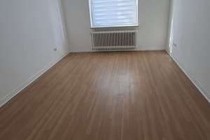 Schöne 2,5 Zimmer Wohnung mit Balkon in Gelsenkirchen Schalke – Liboriusstr. 75, 45881 Schalke, Gelsenkirchen – Vorschaubild 4