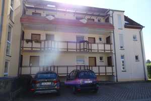 Gut aufgeteilte 2 Raum-Wohnung in ruhiger Wohnanlage. Mit Balkon und KFZ-Stellpatz – In den Weiden 19 a, 99090 Erfurt – Vorschaubild 2