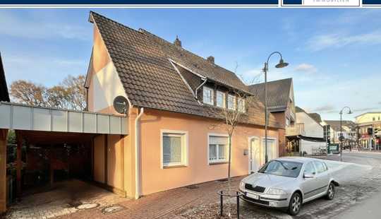 Bild von Viel Raum für Ideen: Zweifamilienhaus in attraktiver Zentrumslage