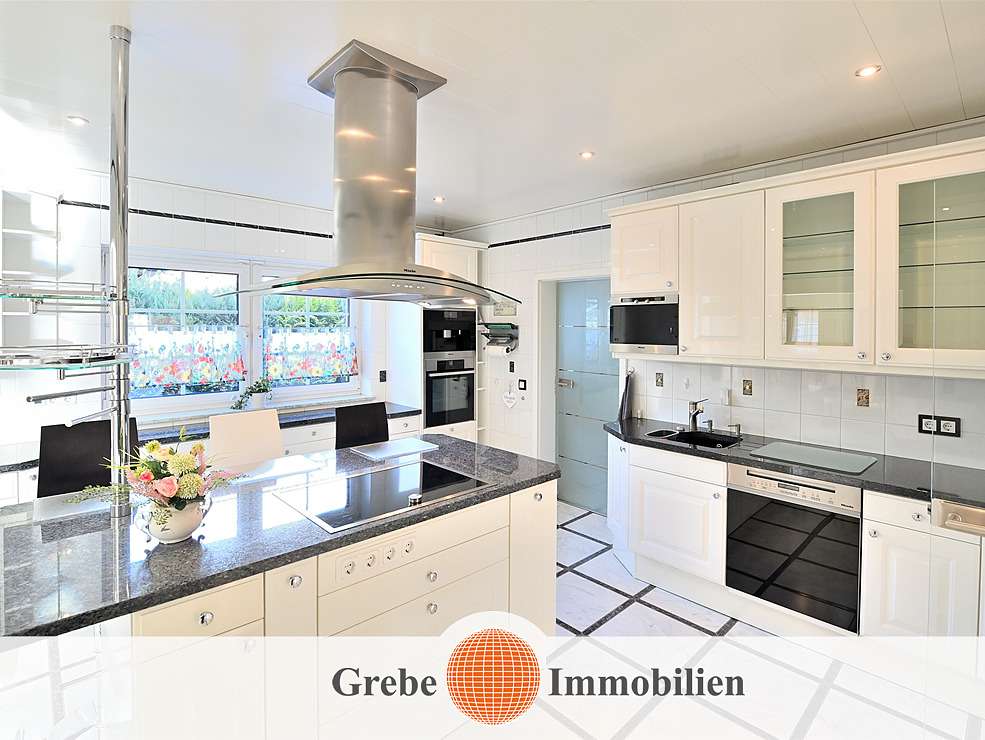 Immobilie in Fürstenwalde/Spree - Absolut hochwertiges Zweifamilienhaus mit 3 Bädern und Vollkeller! - Bild 4