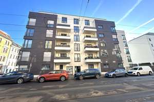 Moderne 2-Zimmer-Wohnung mit Balkon und Einbauküche