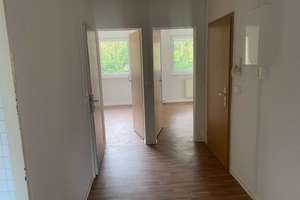 Gemütliche 3-Zimmer-Wohnung am Stadtrand von Neustadt, idyllisch im Grünen mit Loggia und Mieterlass – Alfred-Brehm-Weg 9, 6122 Nördliche Neustadt, Halle (Saale) – Vorschaubild 8