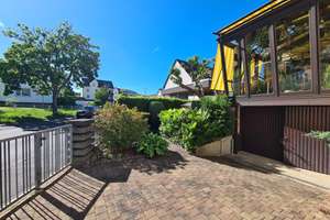Wunderbares Wohnhaus mit vielen Möglichkeiten! 
Mit sonnigem Wintergarten und Balkon! – Die vollständige Adresse der Immobilie erhältst du vom Anbieter., 34132 Nordshausen, Kassel – Vorschaubild 2