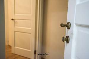 2-Zimmer-Wohnung nebst Balkon und Stellplatz + provisionsfrei +