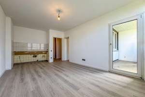 Holthausen: Attraktive, renovierte 2-Zimmer-Wohnung mit Balkon & offener Küche – Die vollständige Adresse der Immobilie erhältst du vom Anbieter., 40589 Holthausen, Düsseldorf – Vorschaubild 6