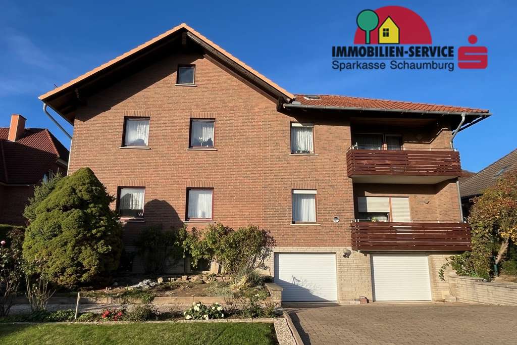 Immobilie in Rinteln - Großes Zweifamilienhaus mit toller Aussicht unterhalb des Todenmanner Waldes - Bild 0