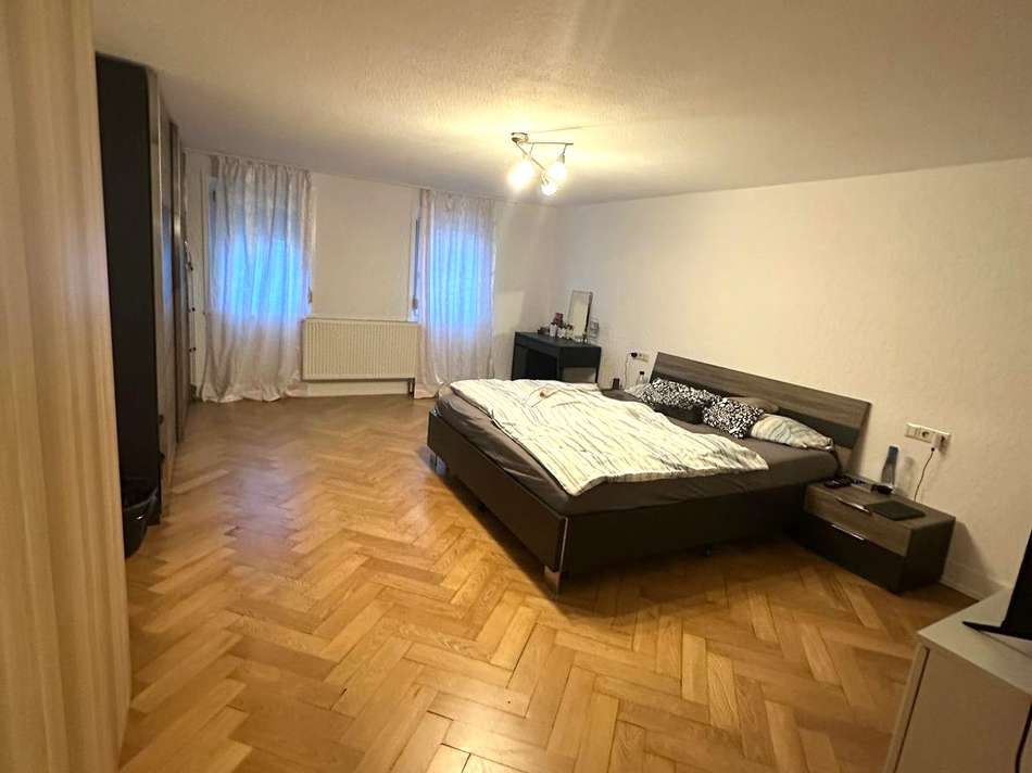 Whg. 2: Schlafzimmer