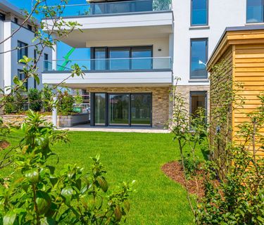 Schöne 3-Zimmer Wohnung im DG in Haus outlet mit großem Garten