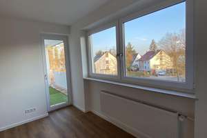 Kernsanierte 3-Zimmer-Wohnung mit Balkon,2 WCs & Luxusbad-barrierefreiem Zugang – Saidelsteig 3, 91058 Tennenlohe, Erlangen – Vorschaubild 10