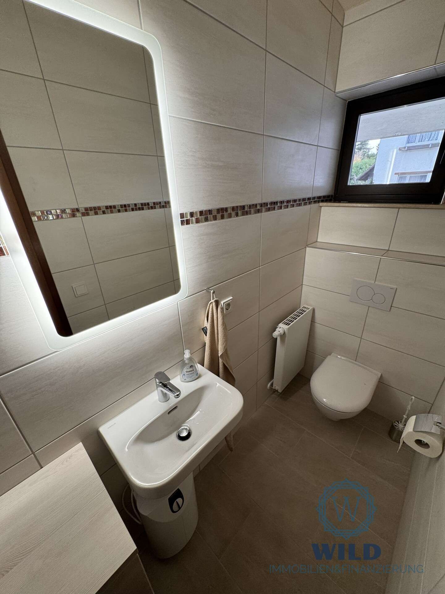 Immobilie in Püttlingen - Wohlfühl-Reihenmittelhaus mit drei Balkonen und modernisierter Ausstattung - Nähe Klinik Püttlingen - Bild 5