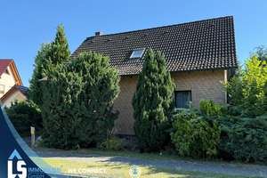 Ländliches Refugium mit großzügigem Grundstück und hochwertiger Sanierung – Die vollständige Adresse der Immobilie erhältst du vom Anbieter., 39576 Uchtspringe – Vorschaubild 1