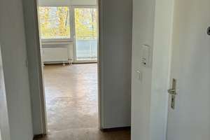 Zentrale Wohnung in Langwasser mit  Balkon und Blick ins Grüne – Ratiborstr. 6, 90473 Langwasser Südost, Nürnberg – Vorschaubild 3
