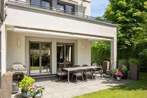 Haus-im-Haus: Großzügiges Domizil in stylischer Design-Ästhetik mit sonnigem Garten – Die vollständige Adresse der Immobilie erhältst du vom Anbieter., 81927 Englschalking, München – Vorschaubild 3