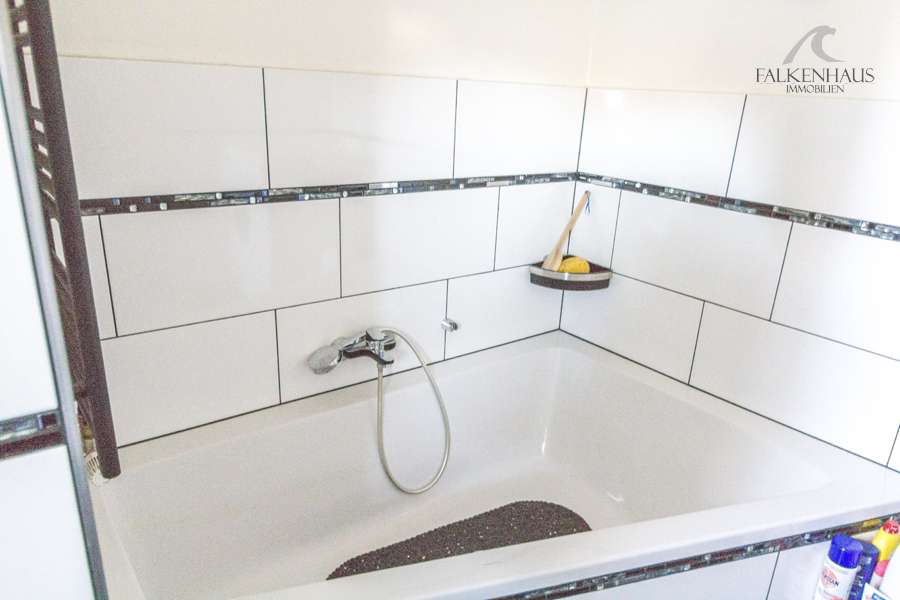 Immobilie in Remscheid - Wovon Großfamilien träumen 
Einfamilienhaus mit Garten, 2 Terrassen und mitten im Zentrum - Bild 3