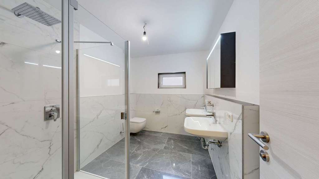 Immobilie in Büchlberg - Moderne, geräumige 2-Zimmer Wohnung mit Terrasse in Saderreut bei Büchlberg - Bild 2