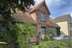 Historischer Charme trifft modernen Wohnkomfort – Zweifamilienhaus mit Ruhepol im Garten – Die vollständige Adresse der Immobilie erhältst du vom Anbieter., 25821 Bredstedt – Vorschaubild 35