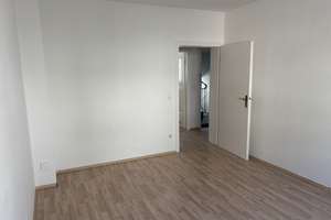 1-Zimmer Wohnung mit Balkon in Düsseldorf, sofort verfügbar – Mülheimer Straße 11, 40239 Düsseltal, Düsseldorf – Vorschaubild 2