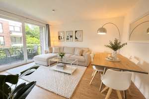 Uni vor der Tür – Stilvolle 2-Zimmer-Wohnung mit Einbauküche & Einbauschränken