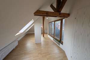 Denkmalgeschütze renovierte 5-Zi-Maisonette in Stgt-Süd in Hanglage mit Stadtblick und Kaufoption – Kelterstrasse 24, 70199 Heslach, Stuttgart – Vorschaubild 14
