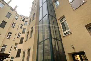 Perfekte Lage in Wilmersdorf: Sonniger Balkon, Aufzug und Altbau-Charme – Die vollständige Adresse der Immobilie erhältst du vom Anbieter., 10713 Wilmersdorf, Berlin – Vorschaubild 12
