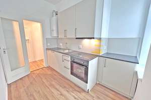 Schöne 2,5-Zimmer-Altbauwohnung mit kleiner Wohnküche in Neuhausen! – Volkartstraße 38, 80636 Dom Pedro, München – Vorschaubild 6