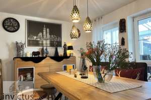 Wohnen mit Stil: Großzügiges Haus mit 6 Zimmern, Wintergarten, Doppelgarage, Kamin & Einliegerwhg! – Die vollständige Adresse der Immobilie erhältst du vom Anbieter., 74211 Leingarten – Vorschaubild 8