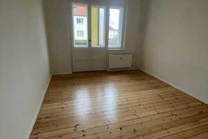 Vollsanierte Helle  2 Zimmer mit Balkon – Zweibrückerstraße 78, 13585 Berlin – Vorschaubild 3